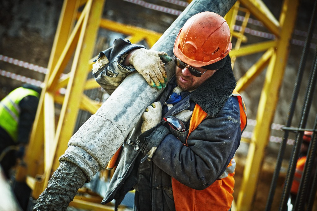 Bromley Ready Mix Concrete Rigging Crew and Site Operations